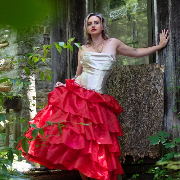 Meet your Posher, Joy - Picture 4 of 5